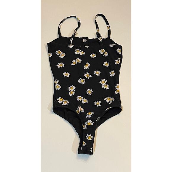 Beautiful XS Bodysuit For Coming Summer - Picture 9 of 9